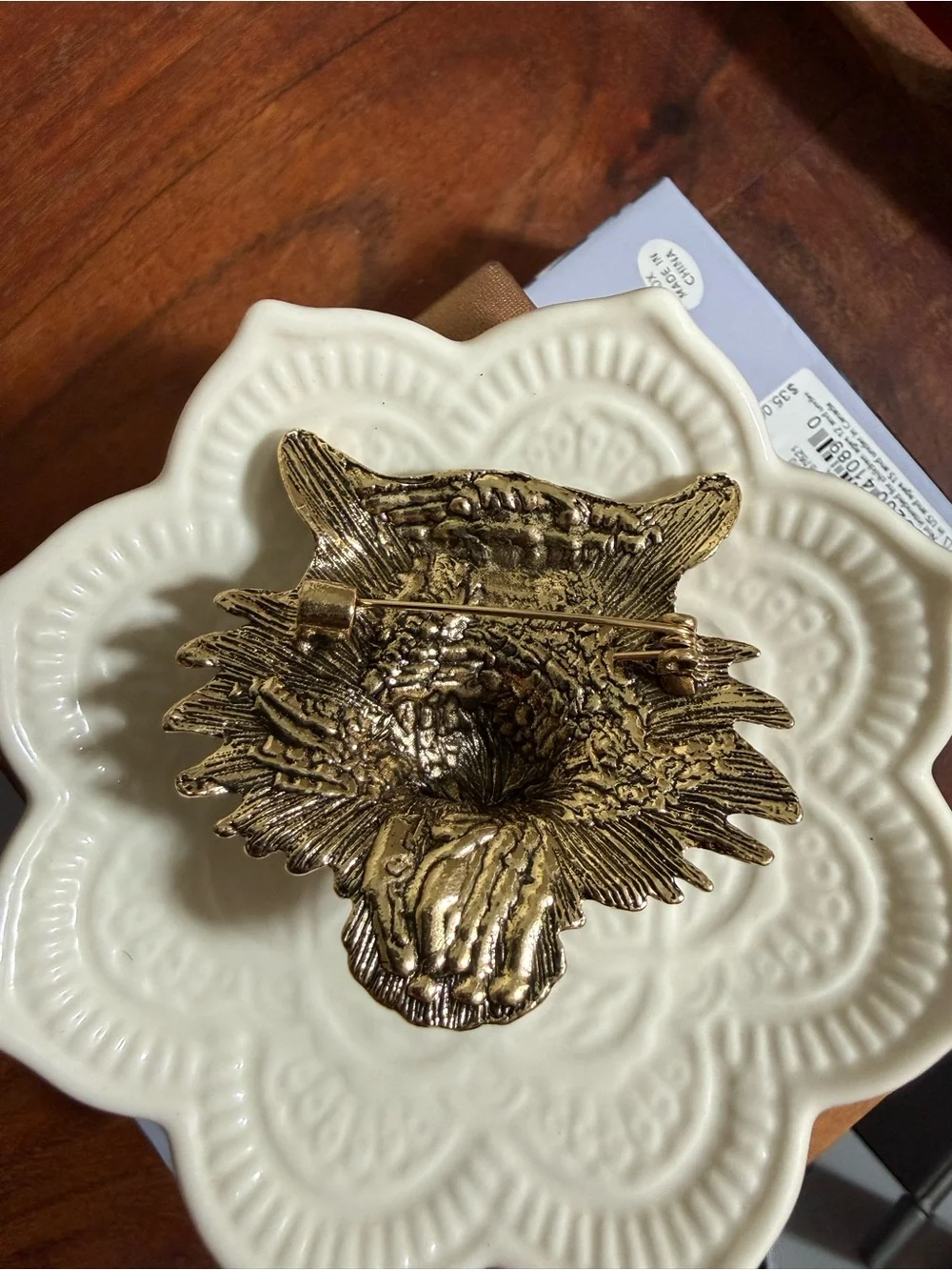 gold-tone metal roaring tiger head brooch red rhinestone eyes textured detail